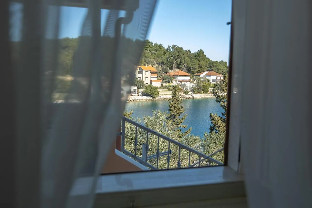 Apartment Brunac Brbinj 0*,  Хорватия