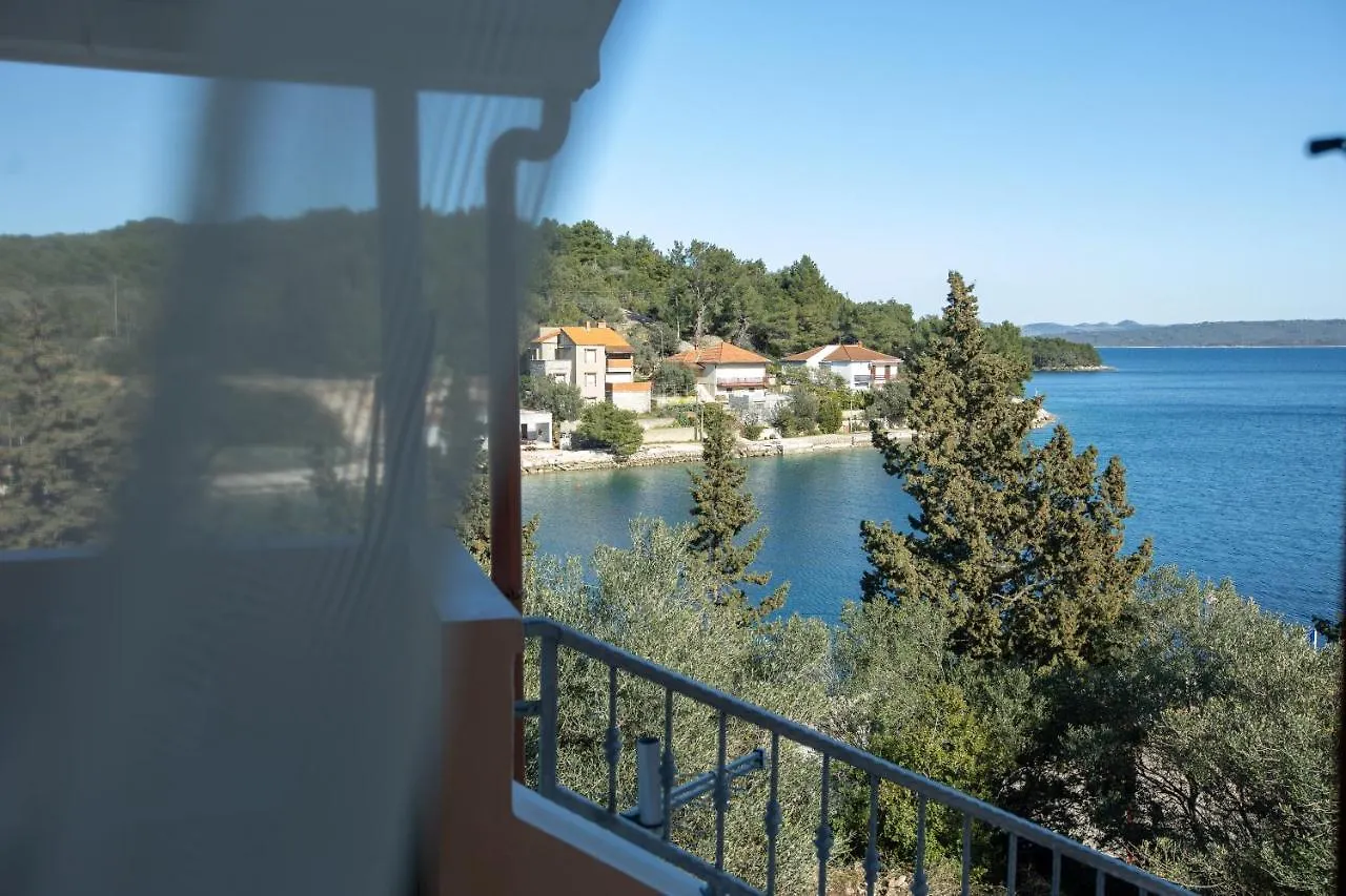 Apartment Brunac Brbinj